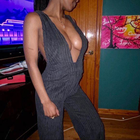 Romper - Picture 2 of 2